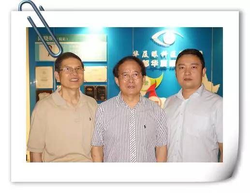 厦门眼科中心副院长、 青光眼专家詹桂林教授应邀来到成都8868 - 看球聊球追世界杯就来8868体育有限公司官方网站指导工作。我院罗清礼院长、张廷胜总经理及相关科室人员对詹桂林教授的到来表示诚挚的欢迎并陪同其参观医院。.jpg