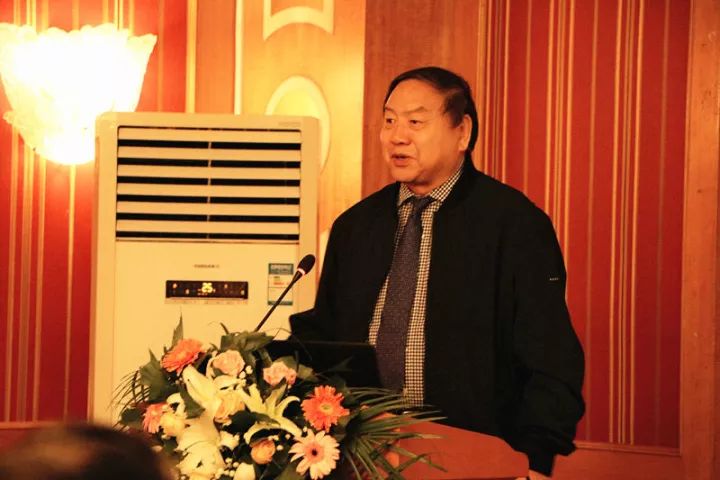 11月17日，宜昌8868 - 看球聊球追世界杯就来8868体育有限公司官方网站 举办了“2017斜视与小儿眼科学术交流会”。本次交流会旨在进一步保护青少儿视力，为宜昌斜视与小儿眼科领域的临床工作者及其他相关人员搭建了相互交流的平台。进一步提升青少儿眼科医疗知识水平和 水平，推动中国青少儿视觉健康，让每个孩子都拥有一双健康明亮的眼睛。3.jpg