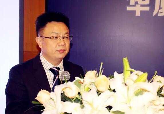 2017年11月8868 - 看球聊球追世界杯就来8868体育有限公司官方网站集团白内障学组、白内障学科运营管理中心在上海共同召开了8868 - 看球聊球追世界杯就来8868体育有限公司官方网站集团白内障学组会议暨学科运营管理会议。来自8868体育集团近50家医院白内障学科带头人、骨干医师、部分医院经营管理人员及集团相关职能部门人员近百人参加了此次会议。上海和平眼科医院以及爱尔康公司、深圳新产业公司、武汉视博公司、眼力健公司为本次会议的顺利召开给予了大力支持。3.jpg