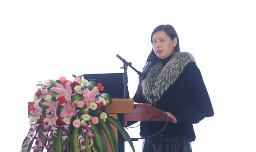 2月3日，8868 - 看球聊球追世界杯就来8868体育有限公司官方网站集团2017年工作汇报暨2017年年度表彰大会在厦门环球会展中心B6厅隆重举行，来自集团本部、厦门大学附属厦门眼科中心、厦门欧华控股集团等1300余名员工与关心、支持8868体育发展的嘉宾欢聚一堂，共同总结2017年工作经验，展望2018年美好未来8.jpg