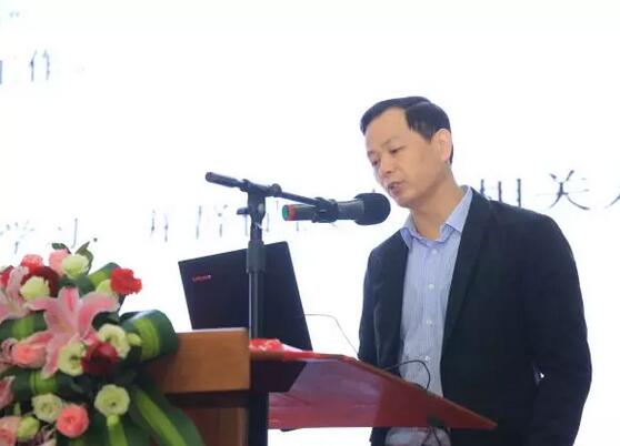 2月3日，8868 - 看球聊球追世界杯就来8868体育有限公司官方网站集团2017年工作汇报暨2017年年度表彰大会在厦门环球会展中心B6厅隆重举行，来自集团本部、厦门大学附属厦门眼科中心、厦门欧华控股集团等1300余名员工与关心、支持8868体育发展的嘉宾欢聚一堂，共同总结2017年工作经验，展望2018年美好未来10.jpg