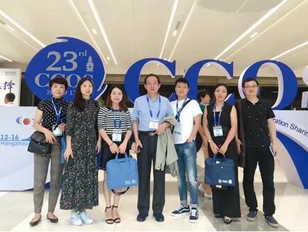 院长罗清礼教授率成都8868 - 看球聊球追世界杯就来8868体育有限公司官方网站医护人员参加全国眼科年会2.jpg