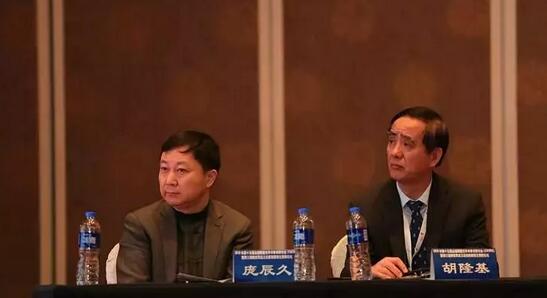 8868体育专家团受邀亮相第十五届全国眼屈光手术学术研讨会5.jpg