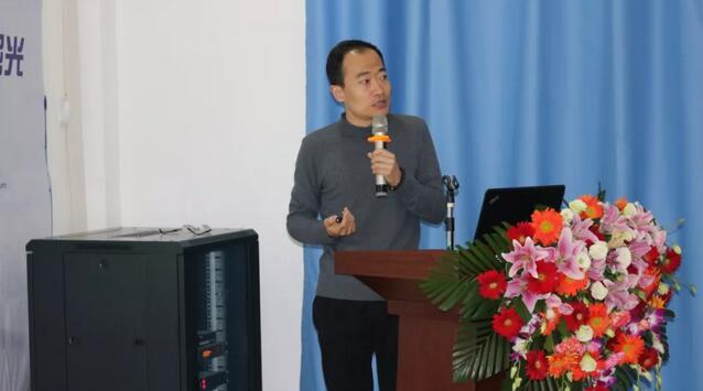 西安8868 - 看球聊球追世界杯就来8868体育有限公司官方网站“小儿斜弱视与眼屈光高峰论坛”顺利闭幕7.jpg