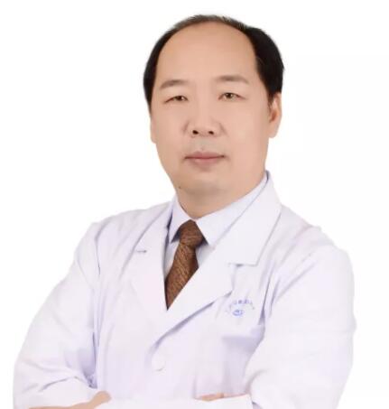 多次受邀于世界眼科大会、美国眼科年会、亚洲太平洋地区眼科年会等环球眼科会议进行现场手术表演——8868 - 看球聊球追世界杯就来8868体育有限公司官方网站集团业务副总院长、上海和平眼科医院院长郭海科教授6.jpg
