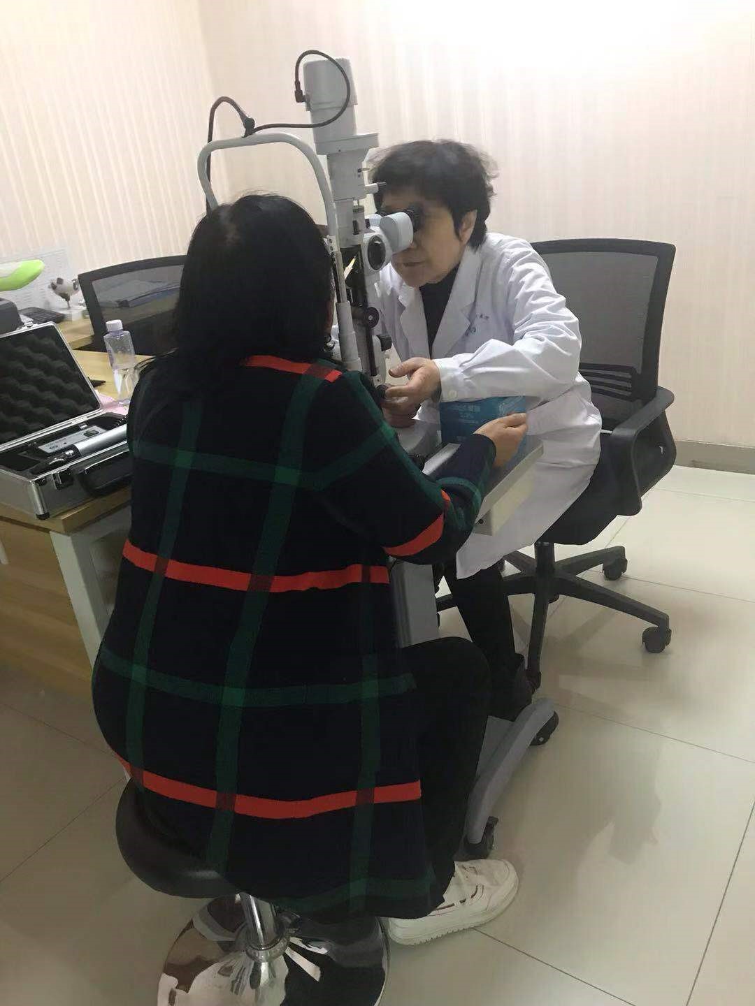 省医保开通异地眼病患者即日起可在西安8868 - 看球聊球追世界杯就来8868体育有限公司官方网站就诊7.jpg 省医保开通异地眼病患者即日起可在西安8868 - 看球聊球追世界杯就来8868体育有限公司官方网站就诊7.jpg