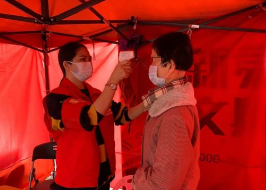 8868体育抗疫：厦门眼科中心志愿者硬核出战：“疫情不退，我们不退”4.png