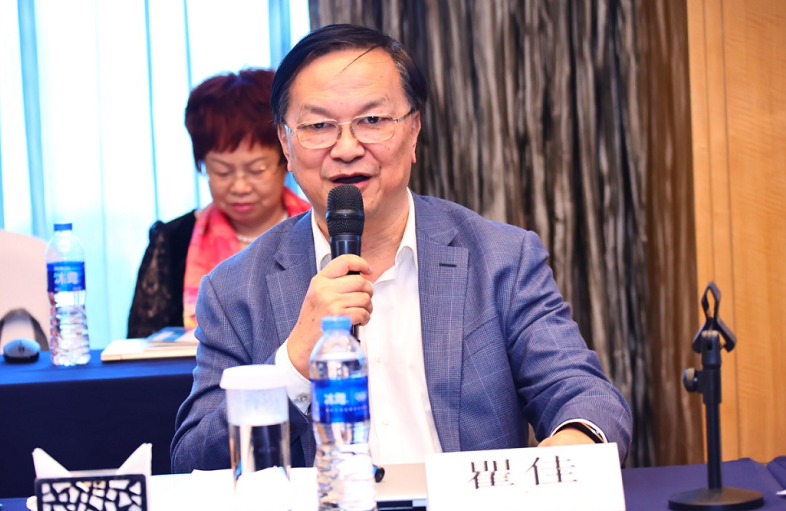 牢固根基，笃行致远！8868 - 看球聊球追世界杯就来8868体育有限公司官方网站集团召开发展战略研讨会4.png