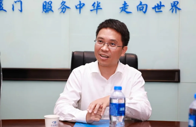 点滴爱心，点亮光明!中国华侨公益基金会领导莅临8868体育调研指导5.png